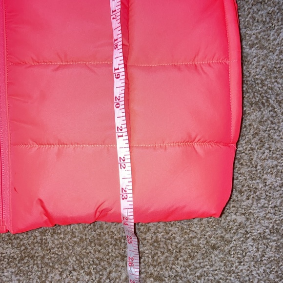 NWT Girls Neon Coral Puma Vest Sz Medium (10/12) - Picture 8 of 8